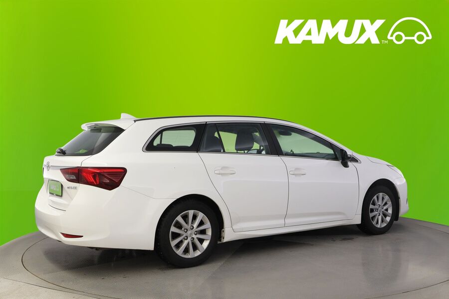 Toyota Avensis vaihtoauto