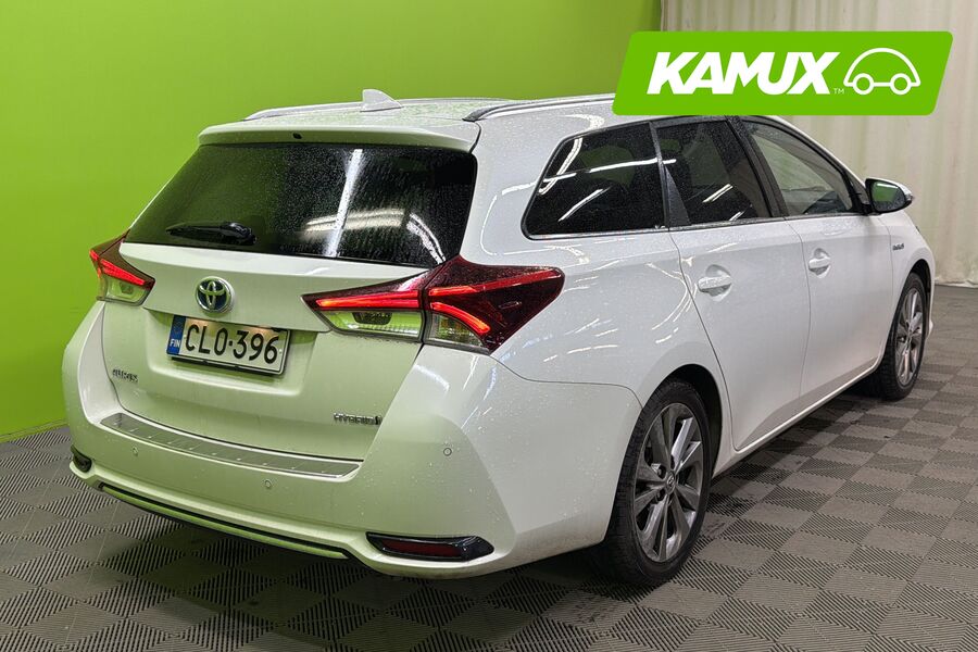 Toyota Auris vaihtoauto