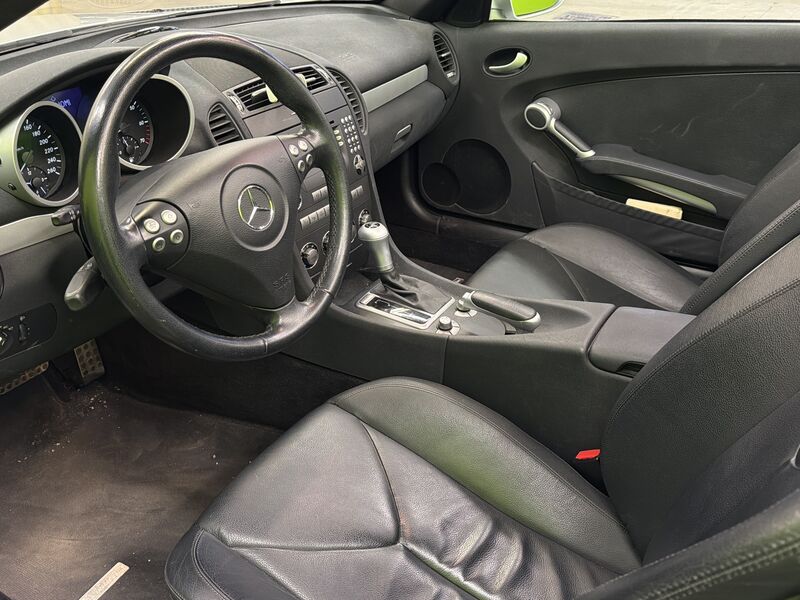 Mercedes-Benz SLK vaihtoauto