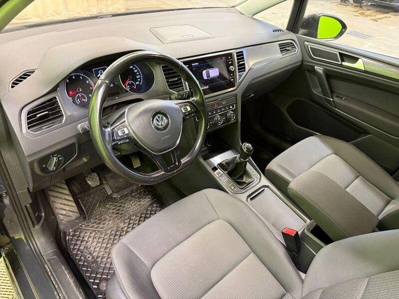 Volkswagen Golf Sportsvan vaihtoauto