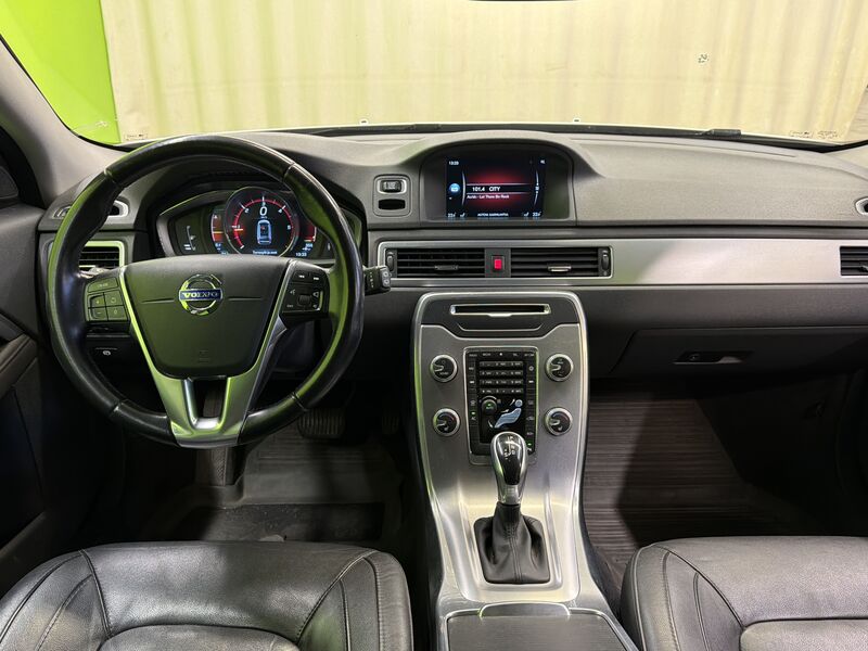 Volvo V70 vaihtoauto