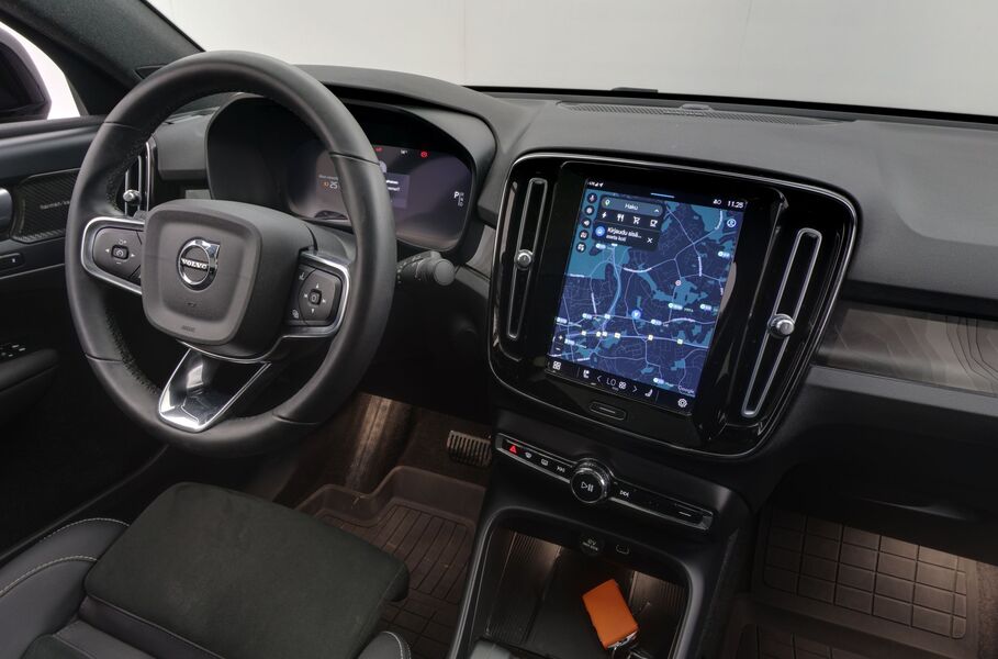 Volvo C40 vaihtoauto