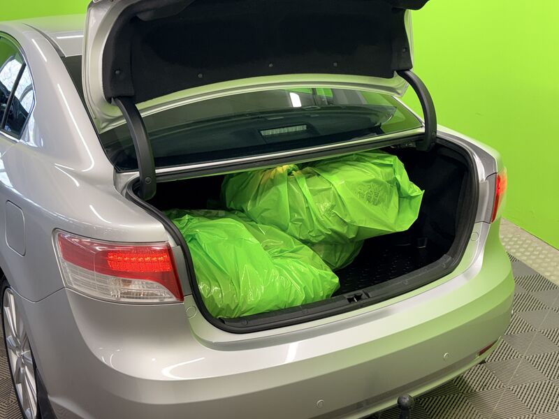 Toyota Avensis vaihtoauto