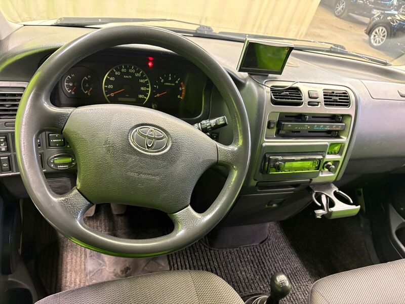 Toyota Hiace vaihtoauto