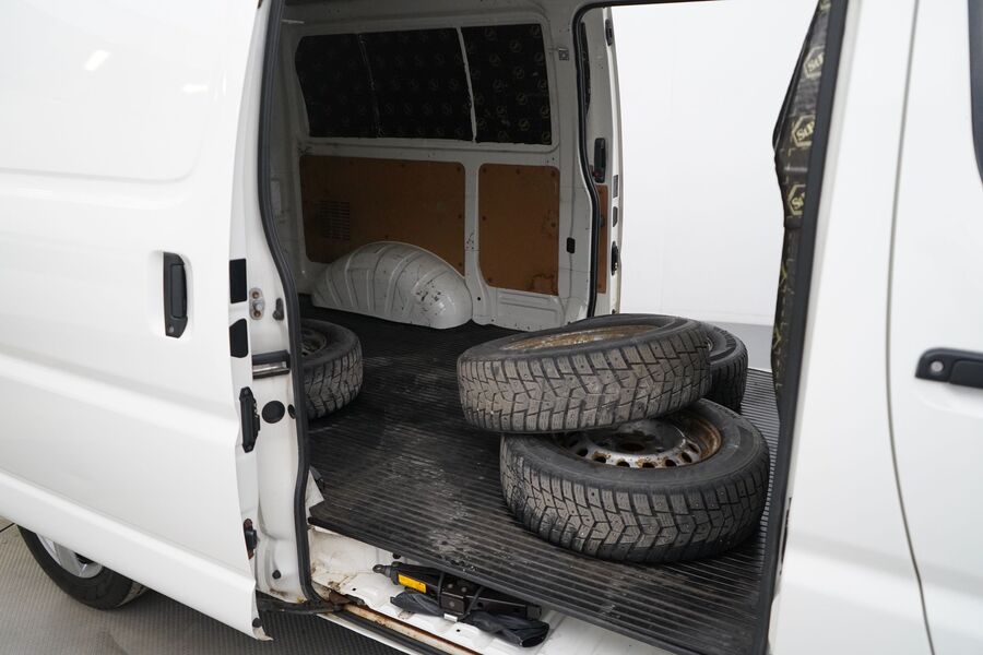 Toyota Hiace vaihtoauto