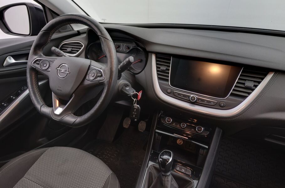Opel Grandland X vaihtoauto