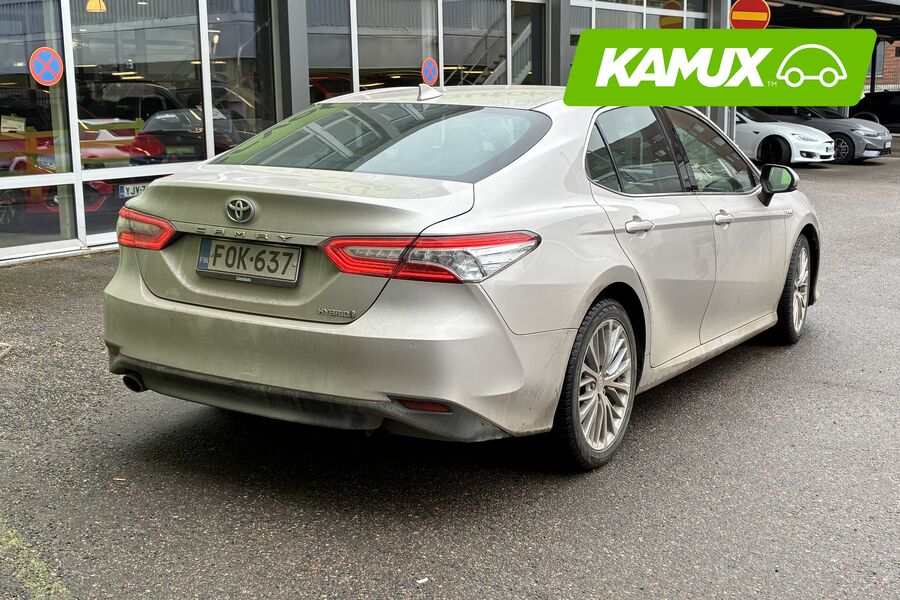 Toyota Camry vaihtoauto