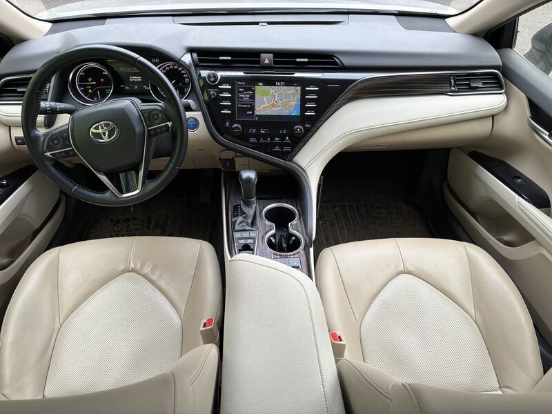 Toyota Camry vaihtoauto