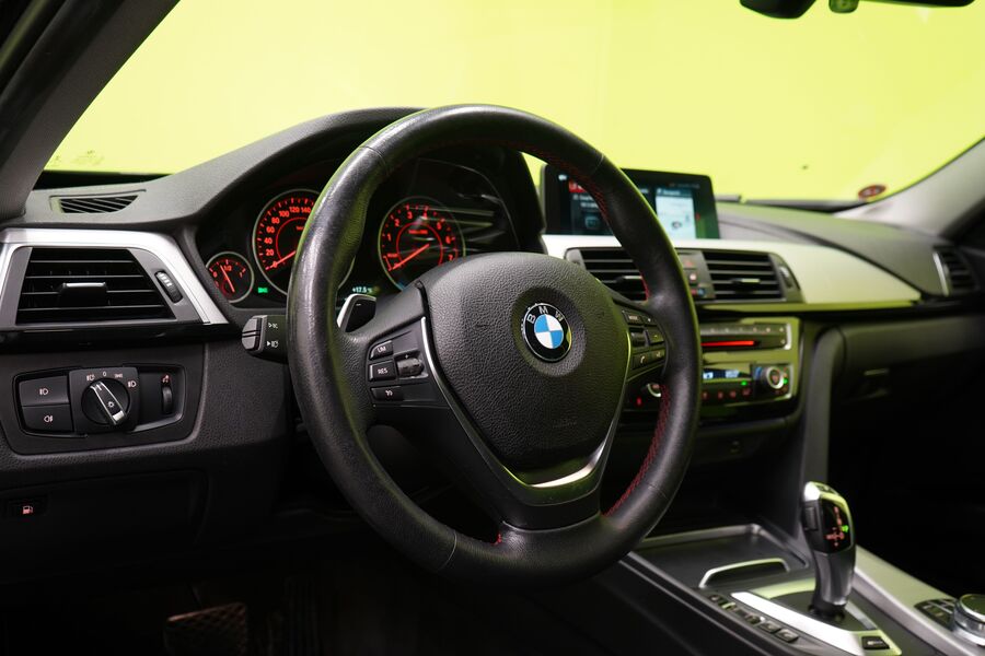 BMW 3.3 vaihtoauto