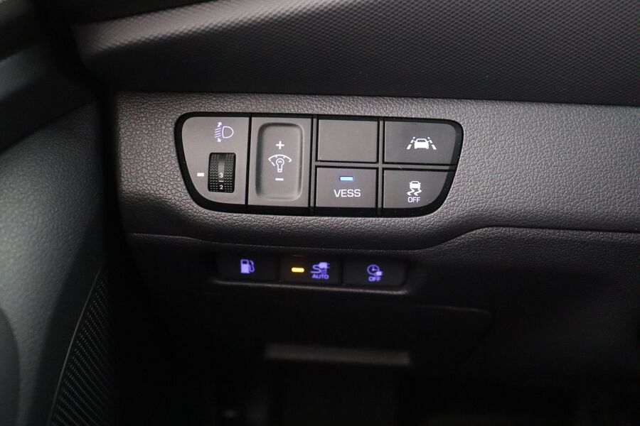 Hyundai IONIQ plug-in vaihtoauto