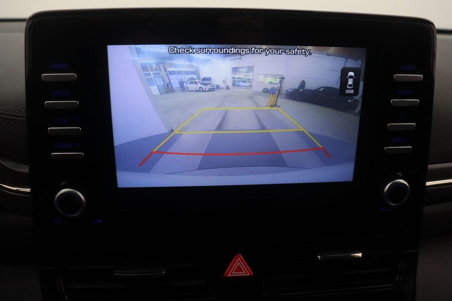 Hyundai IONIQ plug-in vaihtoauto