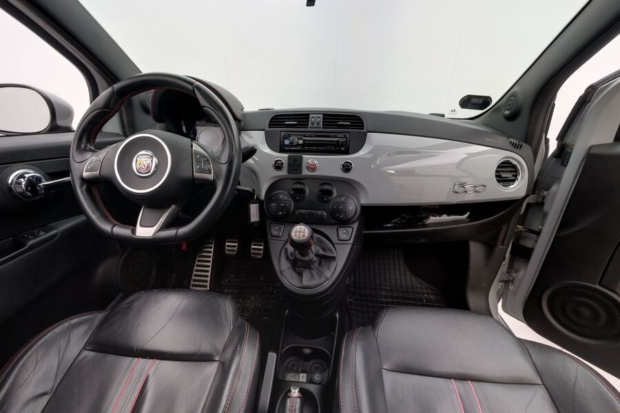 Fiat-Abarth 500 vaihtoauto