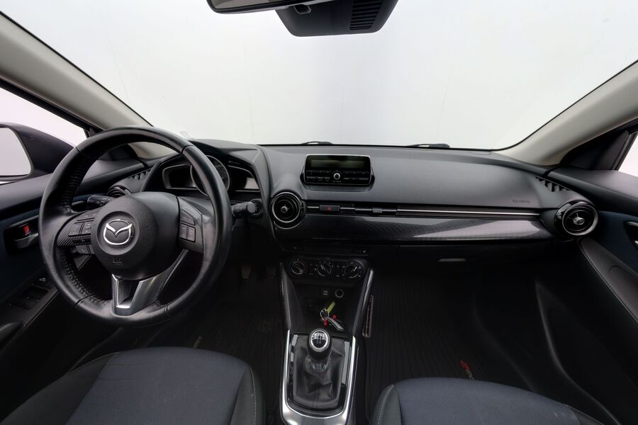 Mazda 2 vaihtoauto