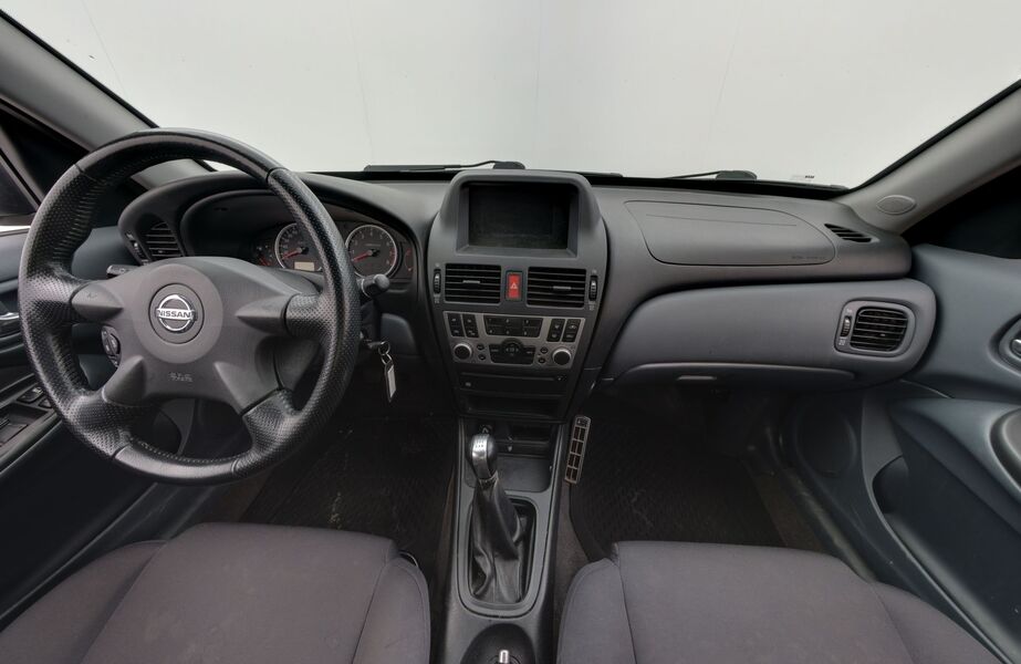 Nissan Almera vaihtoauto