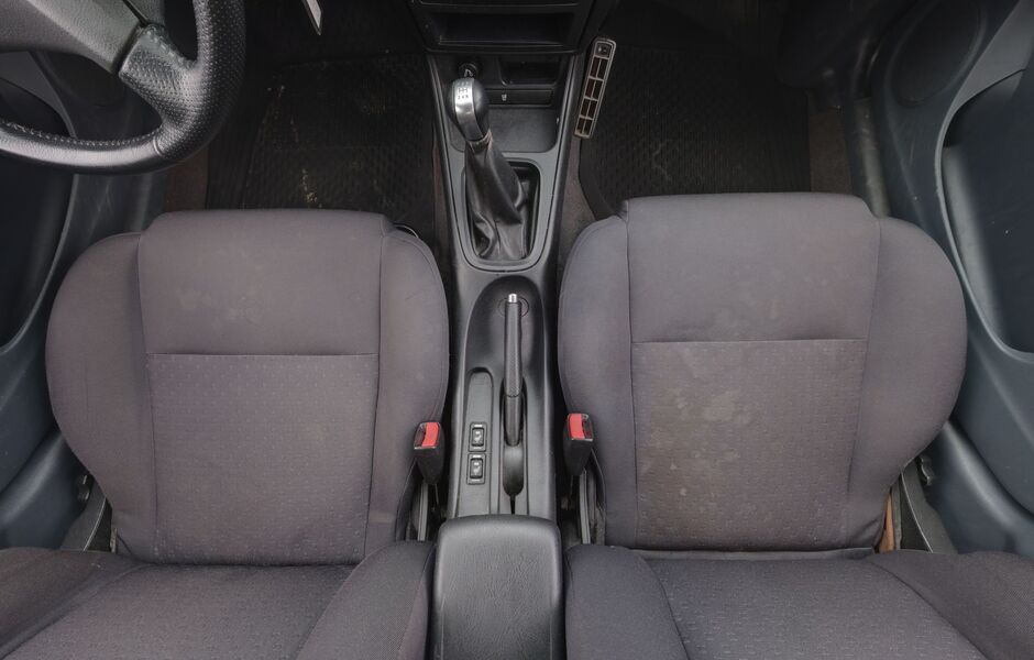 Nissan Almera vaihtoauto