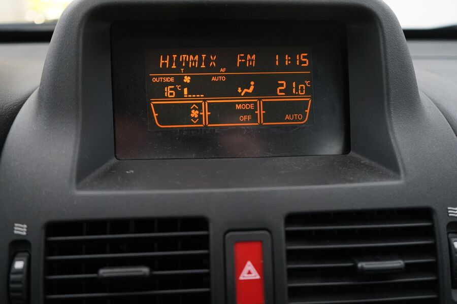 Nissan Almera vaihtoauto