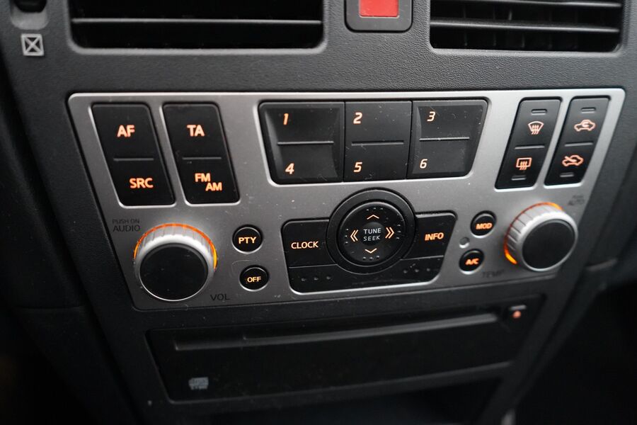 Nissan Almera vaihtoauto