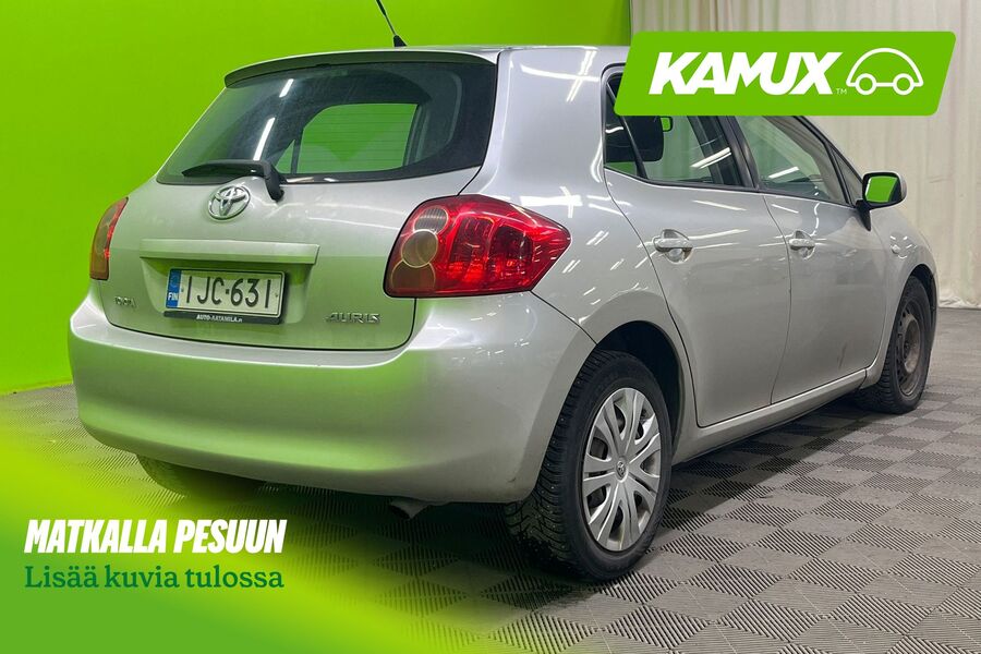 Toyota Auris vaihtoauto