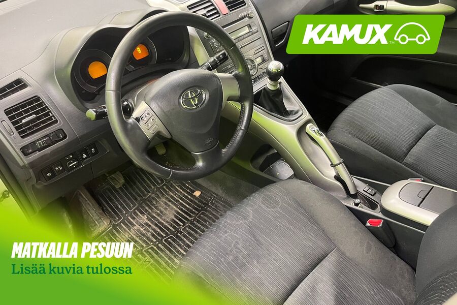 Toyota Auris vaihtoauto