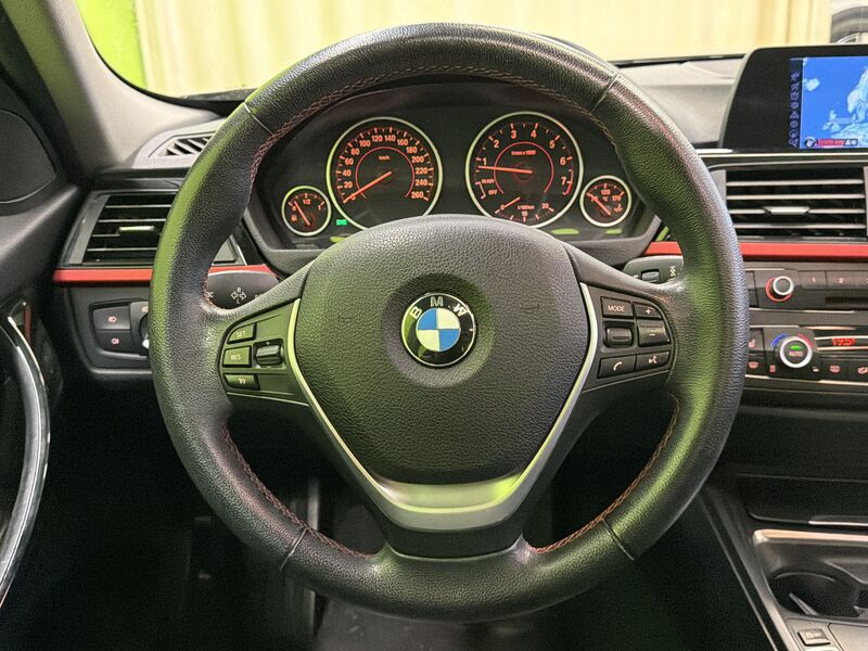 BMW 320 vaihtoauto