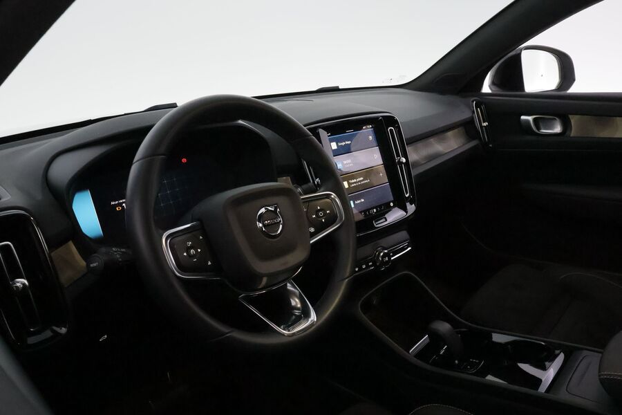 Volvo C40 vaihtoauto