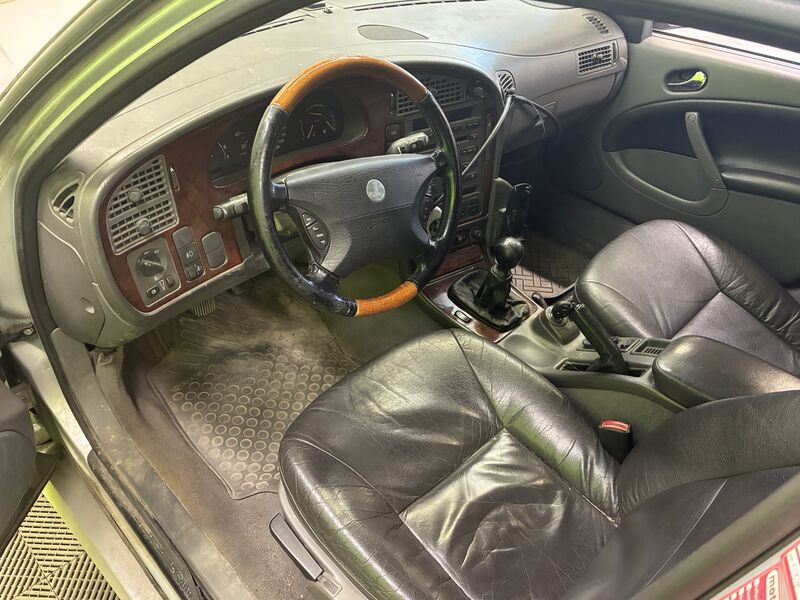 Saab 95 vaihtoauto