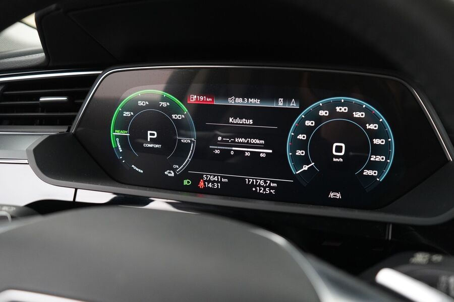 Audi e-tron vaihtoauto