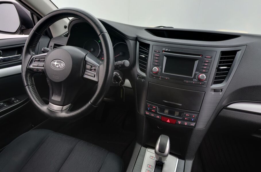 Subaru Legacy vaihtoauto