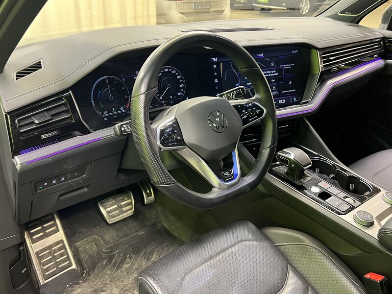 Volkswagen Touareg vaihtoauto