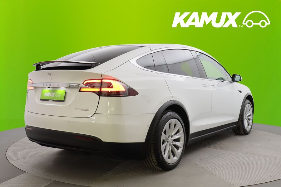 Tesla Model X vaihtoauto