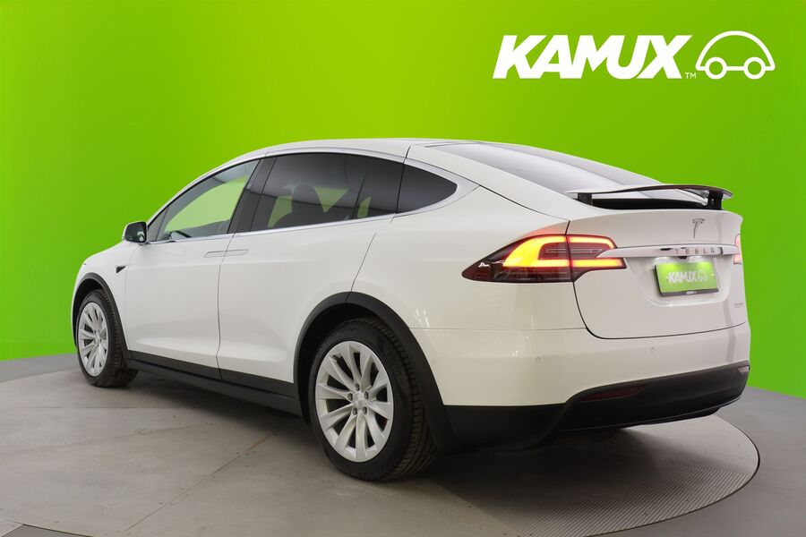 Tesla Model X vaihtoauto