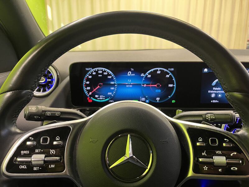 Mercedes-Benz EQA vaihtoauto