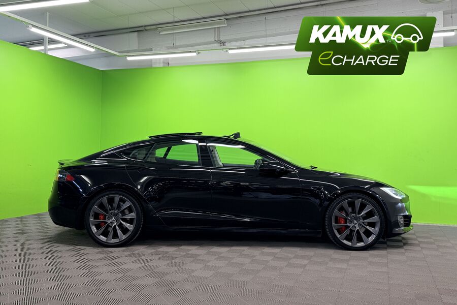 Tesla Model S vaihtoauto