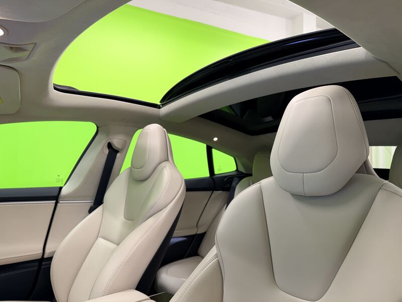 Tesla Model S vaihtoauto