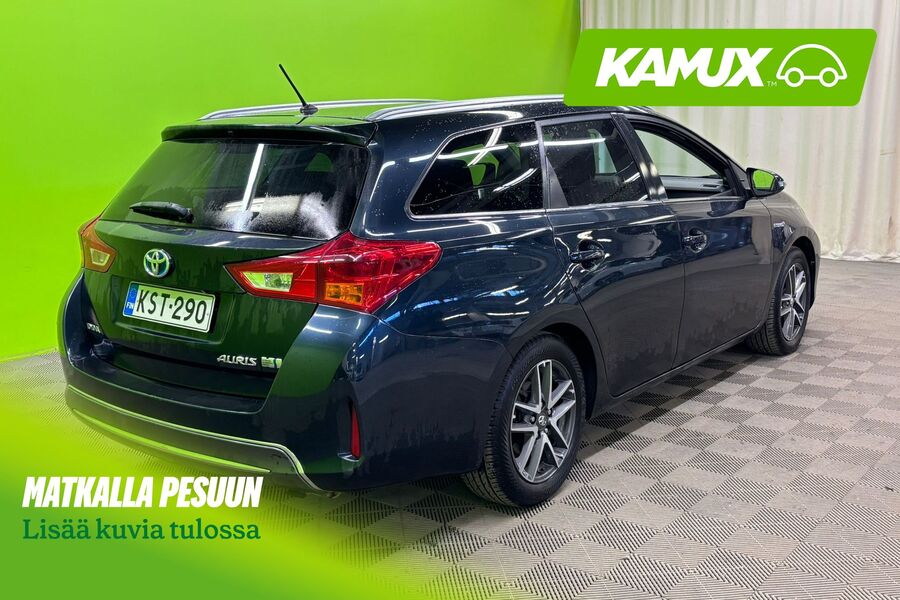 Toyota Auris vaihtoauto