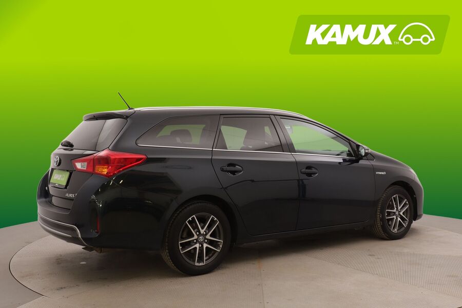 Toyota Auris vaihtoauto