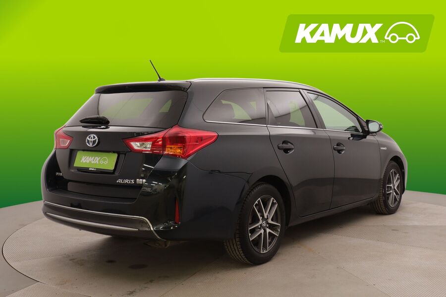 Toyota Auris vaihtoauto