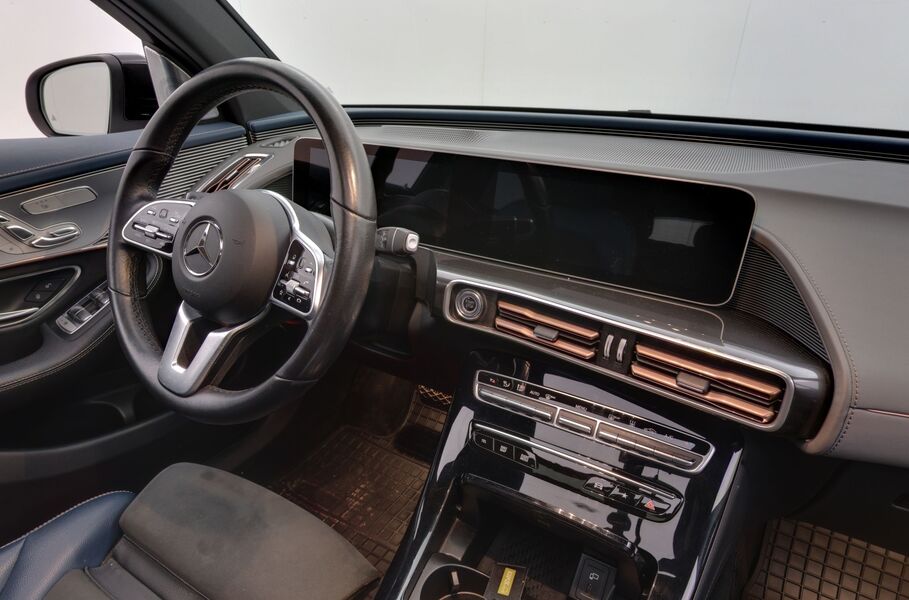 Mercedes-Benz EQC vaihtoauto