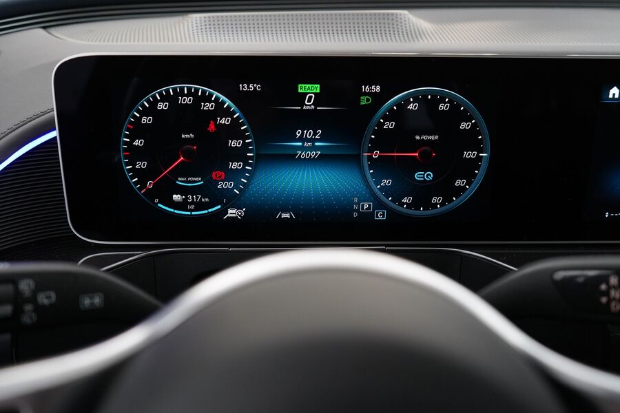 Mercedes-Benz EQC vaihtoauto