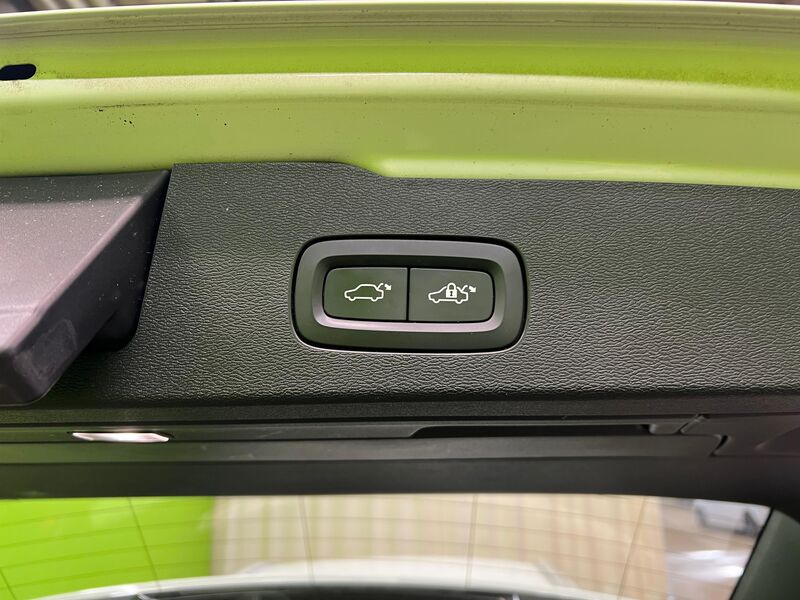 Volvo V60 Cross Country vaihtoauto