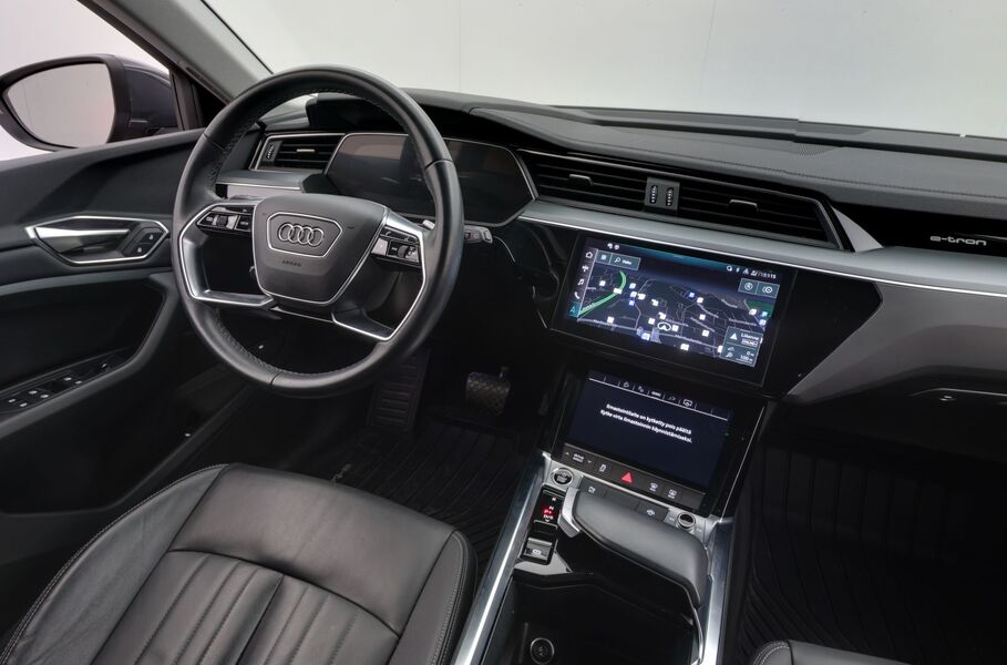Audi Q8 e-tron vaihtoauto