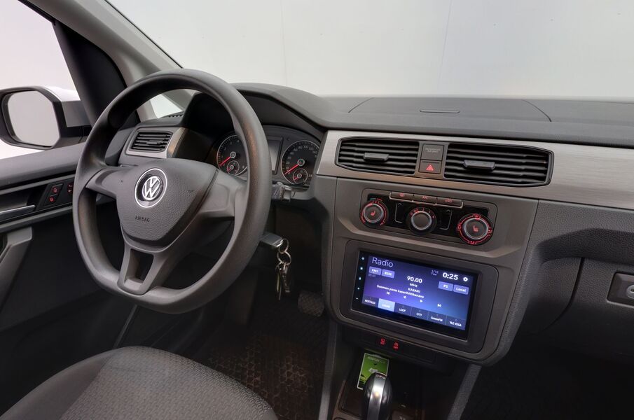 Volkswagen Caddy Maxi vaihtoauto