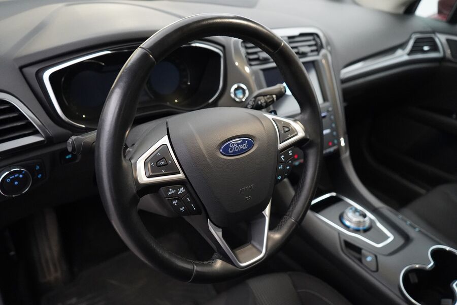 Ford Mondeo vaihtoauto