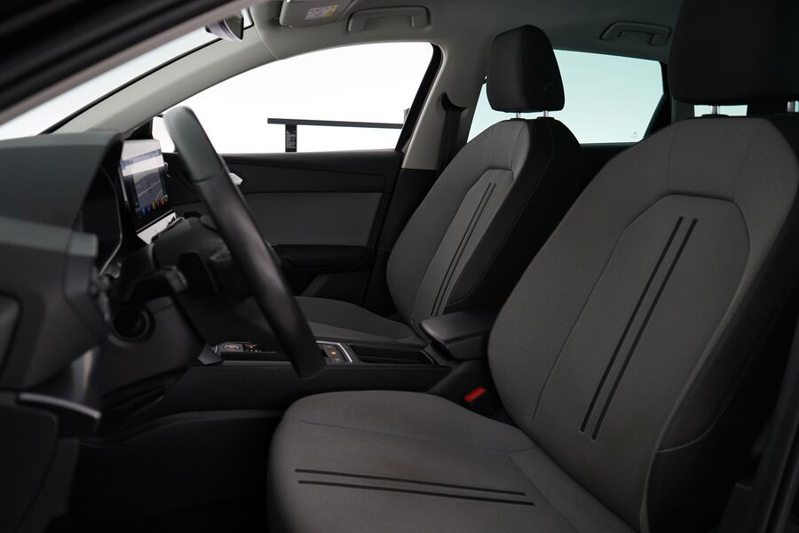 SEAT Leon Sportstourer vaihtoauto