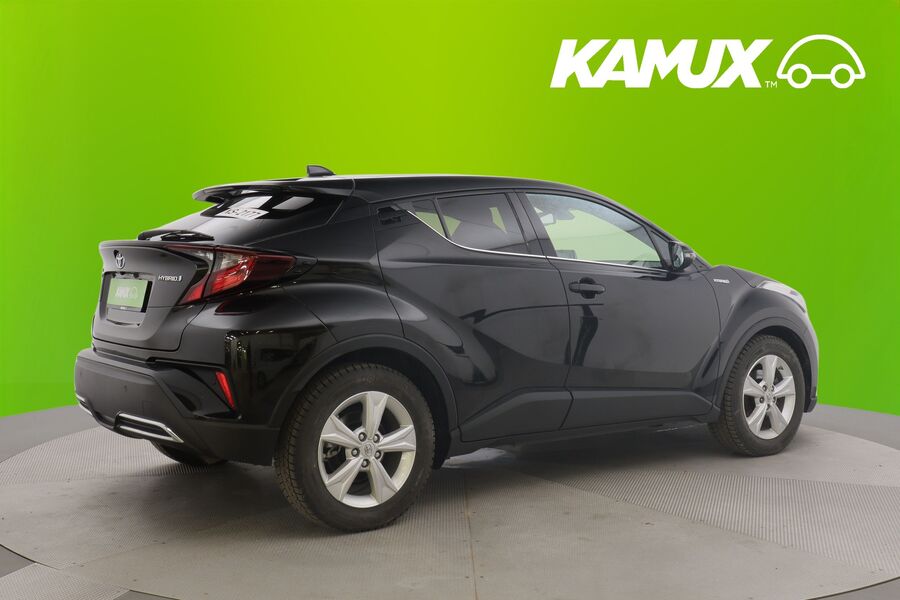 Toyota C-HR vaihtoauto