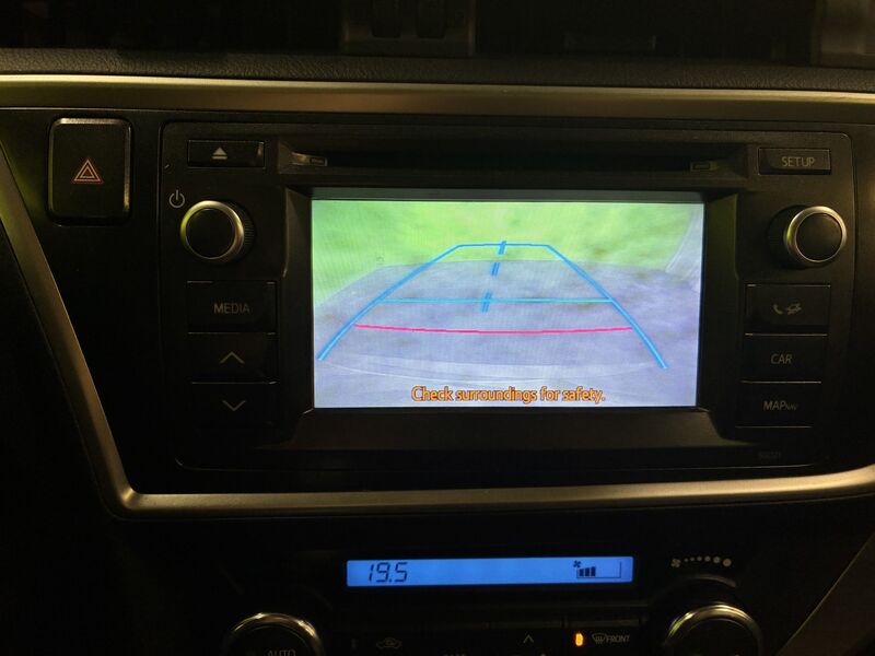 Toyota Auris vaihtoauto