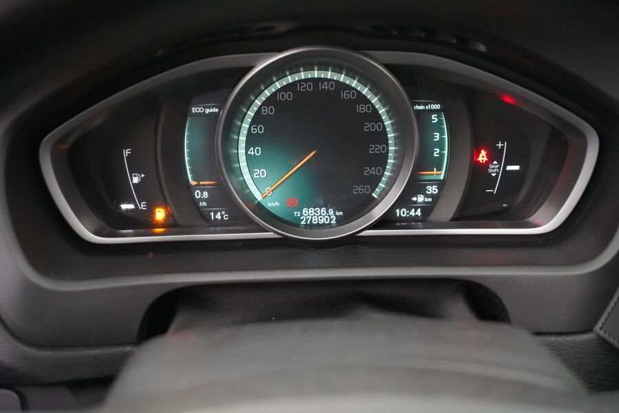 Volvo V40 Cross Country vaihtoauto