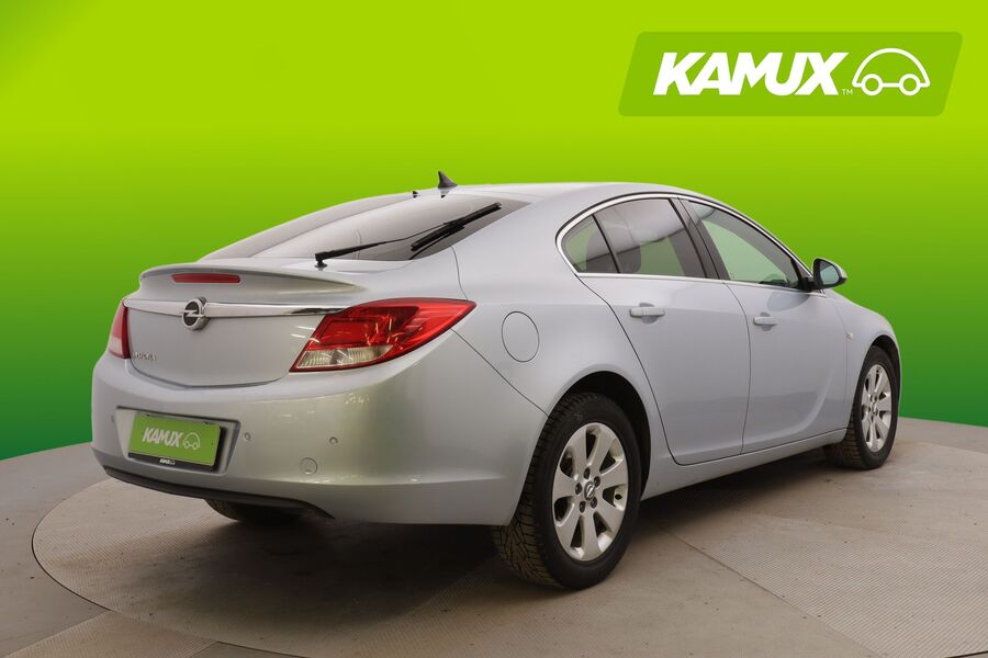 Opel Insignia vaihtoauto