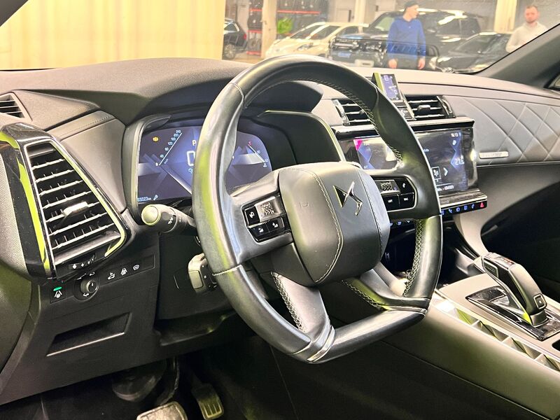 DS 7 Crossback vaihtoauto