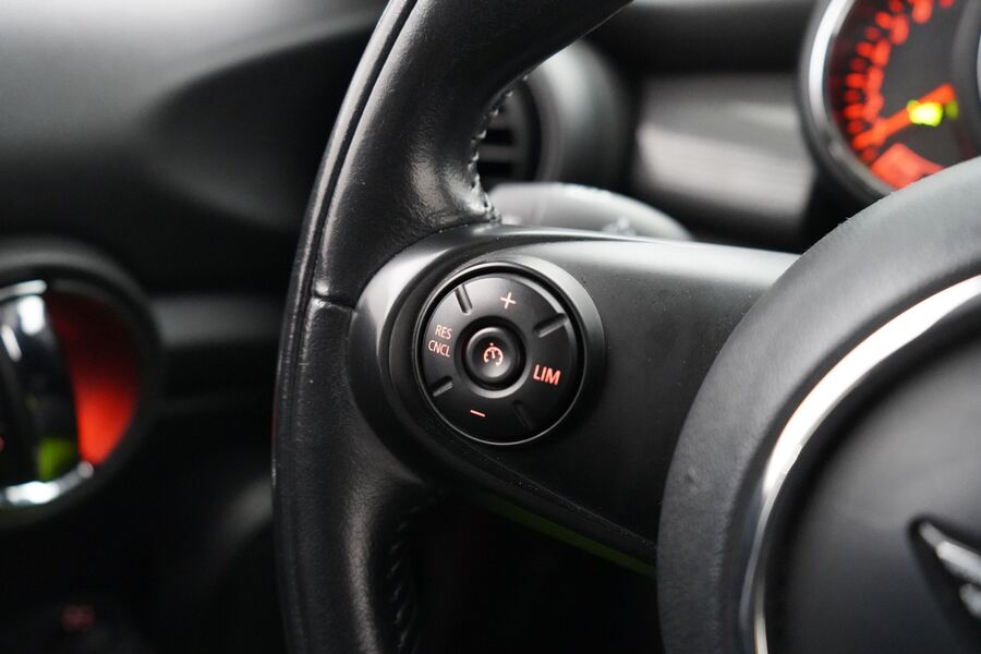 Mini Cooper vaihtoauto